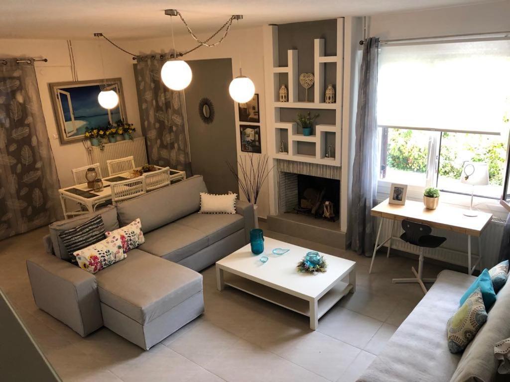 Sofia'S Pearl Beachfront Maisonette Nea Kallikrateia المظهر الخارجي الصورة