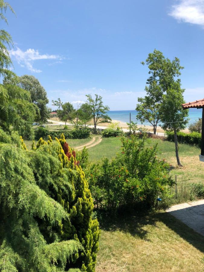 Sofia'S Pearl Beachfront Maisonette Nea Kallikrateia المظهر الخارجي الصورة