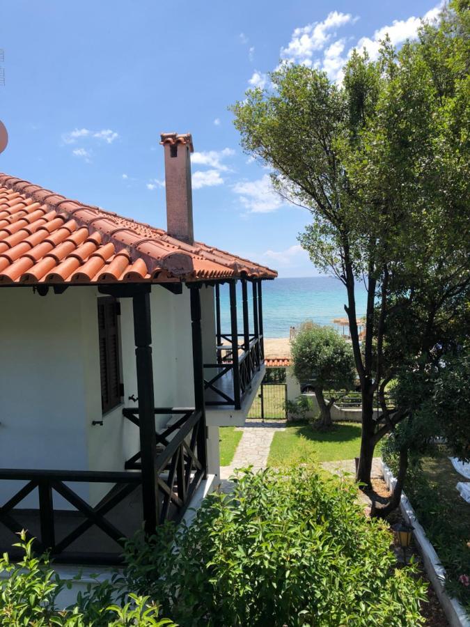 Sofia'S Pearl Beachfront Maisonette Nea Kallikrateia المظهر الخارجي الصورة